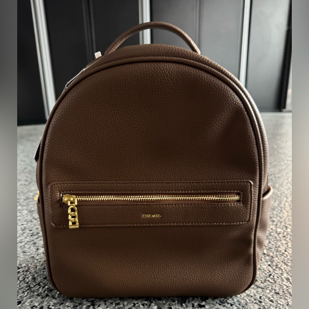 Made with Recycled Plastic Bottles, Designed in Canada Vegan and Cruelty-free